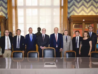 Création de l’Alliance Pasteur Mérieux International