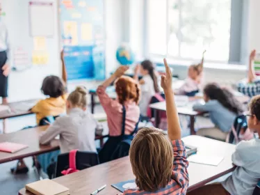 Covid-19 dans les écoles primaires : pas de transmission importante du virus entre enfants ou vers les enseignants