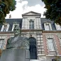 Buste de Louis Pasteur et bâtiment historique de l'Institut Pasteur - Institut Pasteur