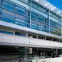 Façade du Centre d'Information Scientifique (CIS) avec le logo (2025) de l'Institut Pasteur