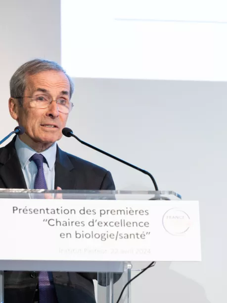 Cérémonie de présentation des lauréats de la première levée de l’appel à projets « Chaires d’excellence en biologie/santé ». Yves Saint-Geours, Président du conseil d’administration de l’Institut Pasteur.